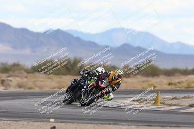 media/Nov-16-2025-Race Pace (Sun) [[8c5fa54630]]/Non Verified Riders (1st 20 Minutes)/5-Turn 15 (110pm)/